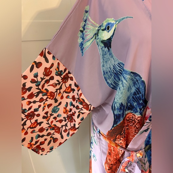 Peacock Kimono / Robe - Picture 3 of 8